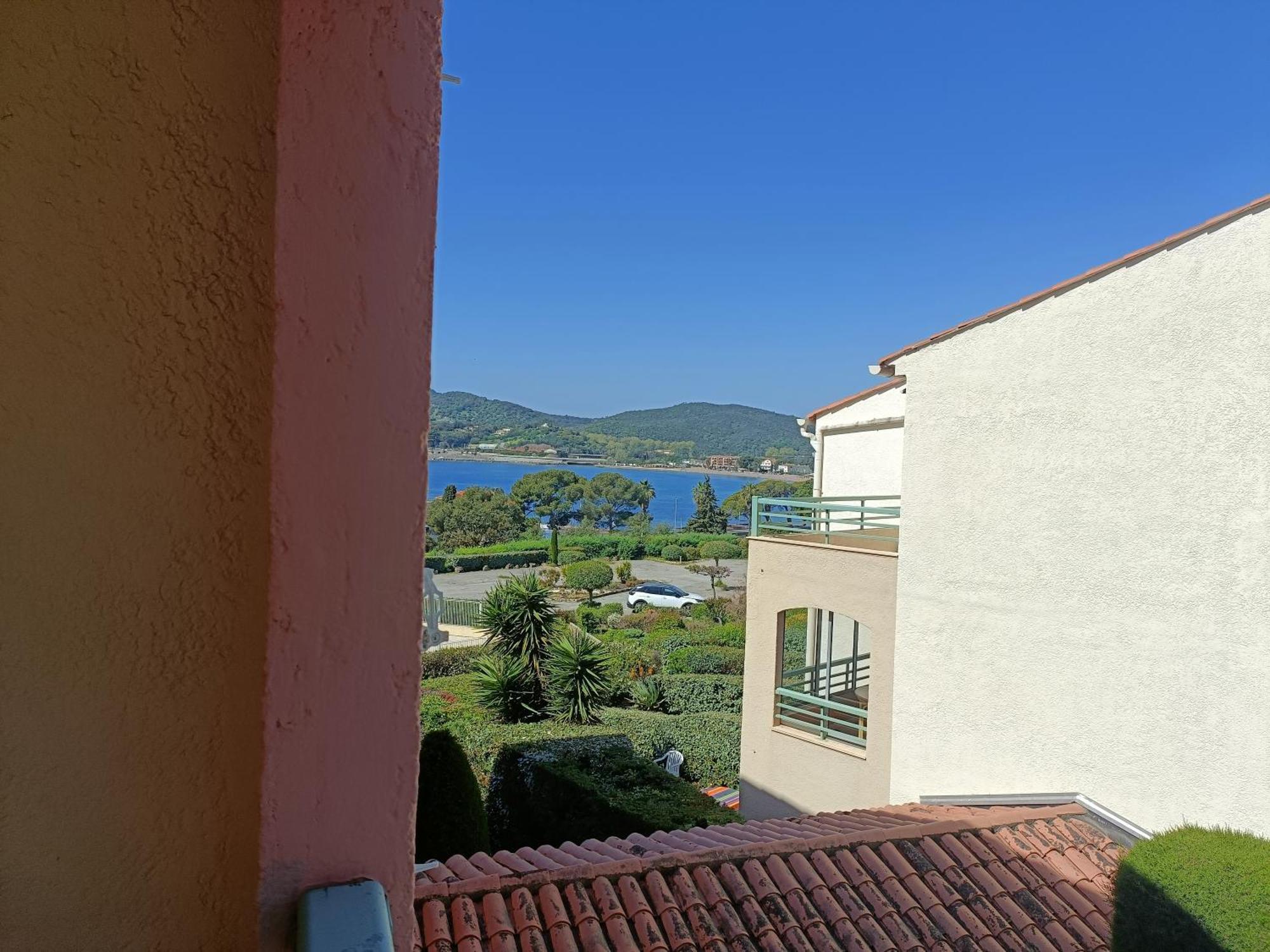 Les Coraux Agay Apartment Saint-Raphael  Bagian luar foto